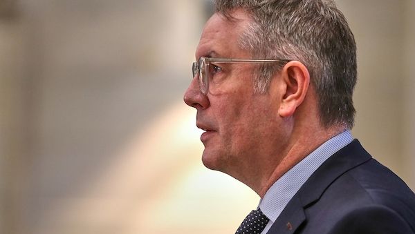 Schweitzer kritisiert Rentendebatte