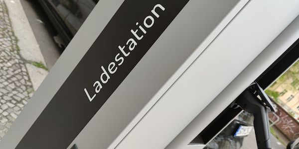 Trump-Vordenkerin warnt Europäer vor E-Autos aus China