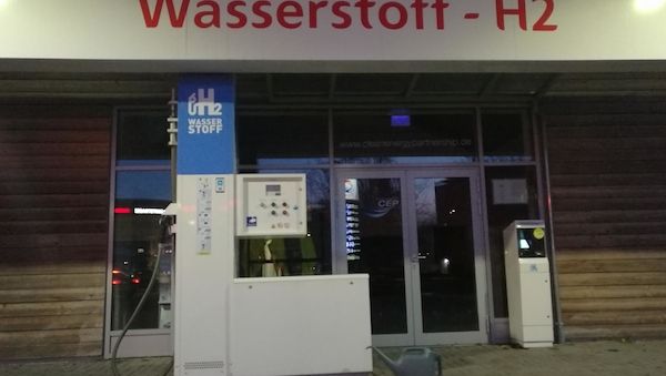 Bundesweite Plattform für Wasserstoffnetz-Genehmigungen startet