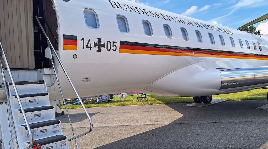 Agrarminister Rainer muss USA-Flug abbrechen - Technische Probleme