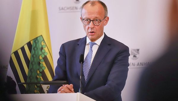 Merz will bundesweite Sicherheits-Standards für Weihnachtsmärkte