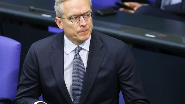 Digitalminister verteidigt Führungsstil