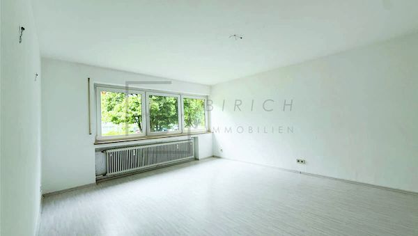 3,5-Zimmer-Erdgeschosswohnung mit Südwest-Loggia und Tiefgaragenstellplatz