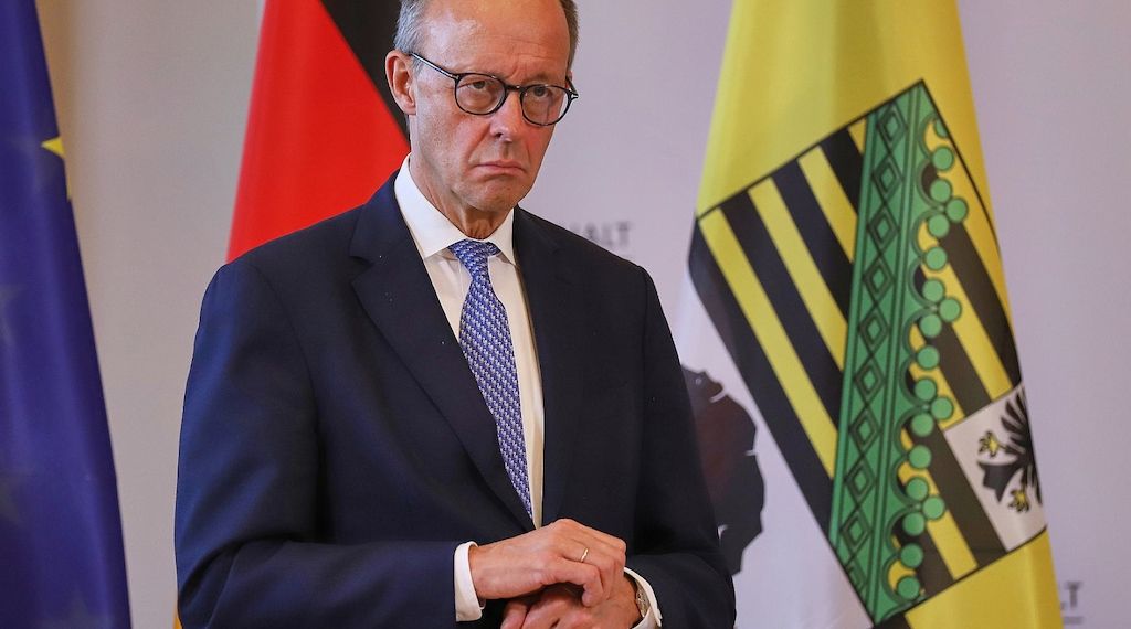 Halle will Bahn-Hauptsitz werden - für Merz noch kein Thema