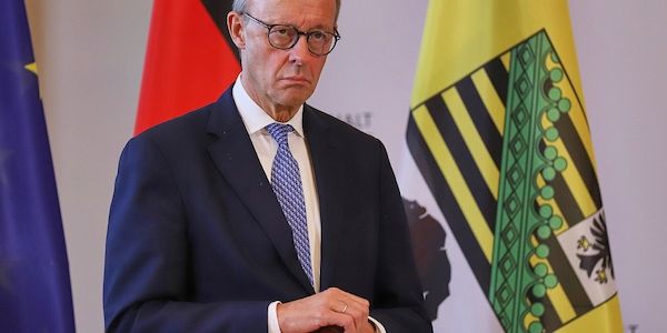 Halle will Bahn-Hauptsitz werden - für Merz noch kein Thema