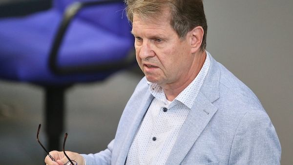 Stegner fordert Aufklärung von Weimer