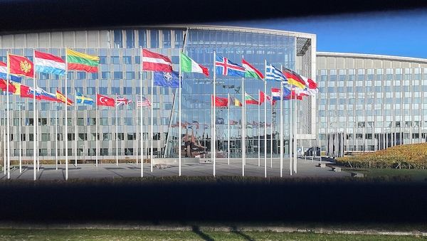 US-Nato-Botschafter kritisiert Käufe von Öl aus Russland