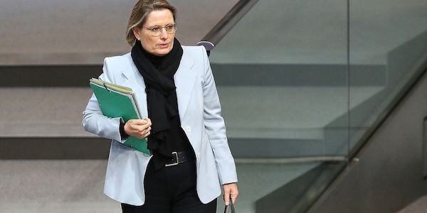 Hubig plant elektronische Fußfessel bei häuslicher Gewalt