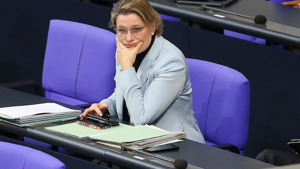 Hubig zuversichtlich: Rentenstreit noch vor Weihnachten geklärt