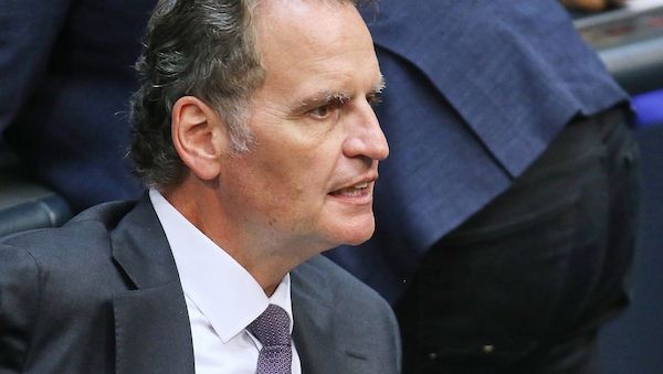 Krings pocht auf Abschiebungen nach Syrien