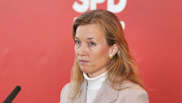 SPD-Fraktionsvize wegen Berichte zu US-Friedensplan besorgt