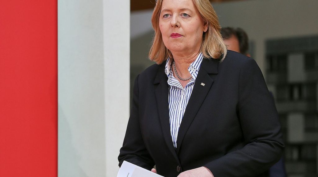 Bas informiert sich vor Ort über Missbrauch der Sozialleistung