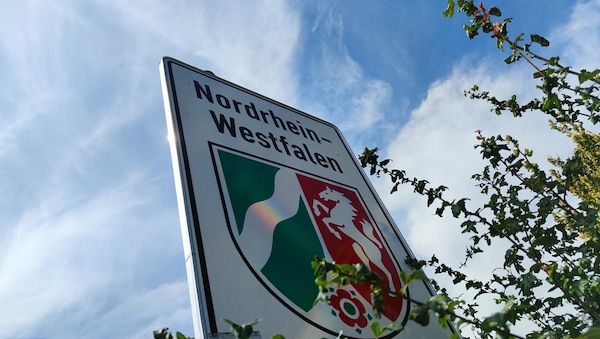 Etwas mehr Pendler in NRW überqueren täglich Gemeindegrenzen