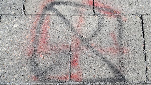 Polizei in Brandenburg: Innerhalb von 12 Wochen 694 rechtsextreme Straf- und Gewalttaten