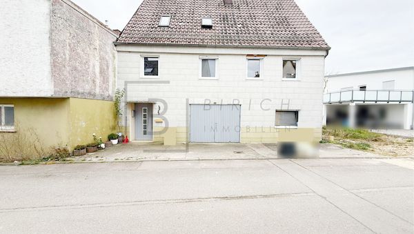 Freistehendes Einfamilienhaus mit 130 m² Wohnfläche – ideal für Handwerker und Familien