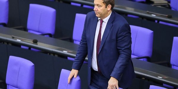 Klingbeil kritisiert Spekulationen über Minderheitsregierung