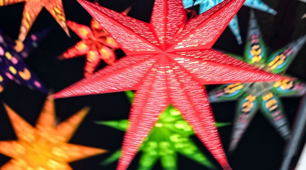 Adventsstart in Potsdam - Kirchen schalten Lichter an