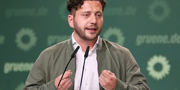 Grüne werfen Bundesregierung "Scheinheiligkeit" in Klimapolitik vor