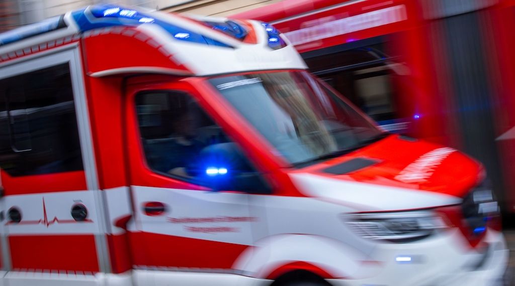 Bei Rot über die Ampel – Fußgänger in Berlin schwer verletzt