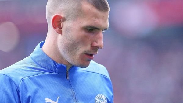 2. Bundesliga: Kaiserslautern schlägt Kiel in Überzahl deutlich