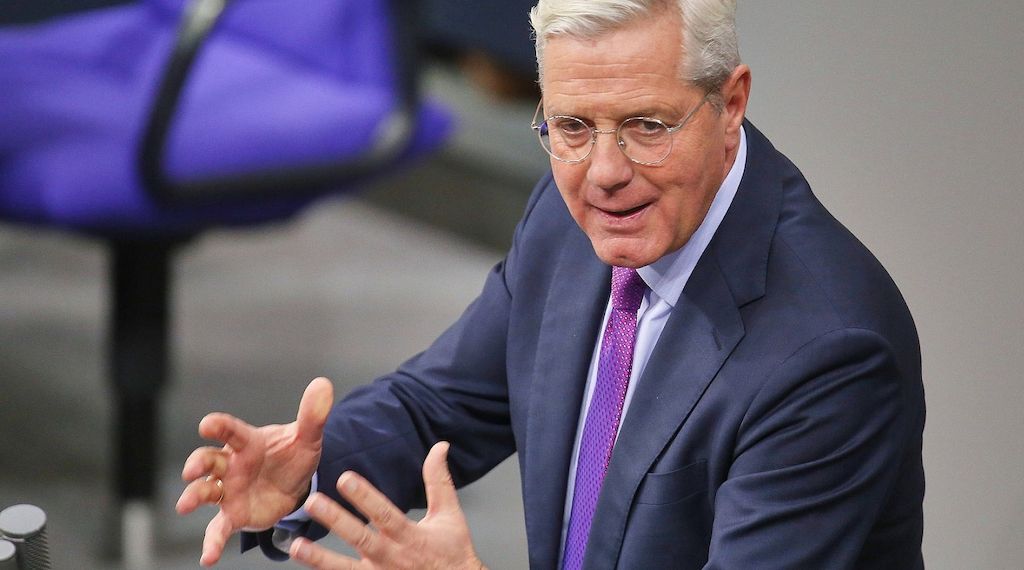 Röttgen: Europa muss Ukraine ohne US-Unterstützung helfen