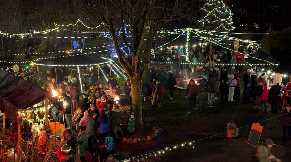 Pfadfinder laden zum sozialen Familienweihnachtsmarkt nach Berlin-Steglitz