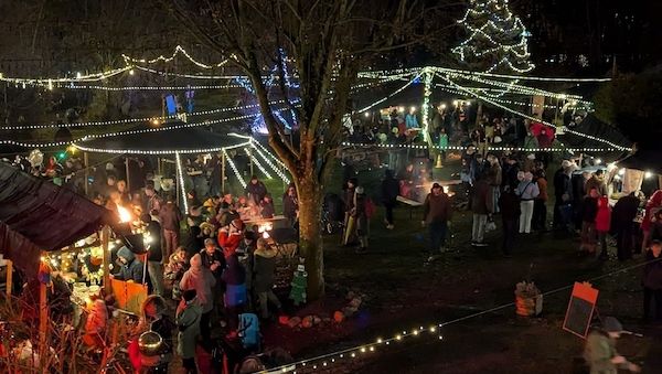 Pfadfinder laden zum sozialen Familienweihnachtsmarkt nach Berlin-Steglitz