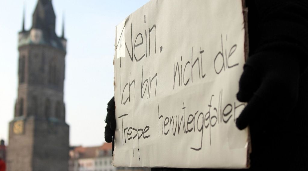 Linke fordert Monitoring von Gewalt an Frauen und Mädchen