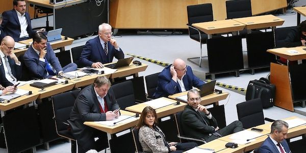 AfD fordert Ende der "Symbolpolitik" bei Gewalt gegen Frauen