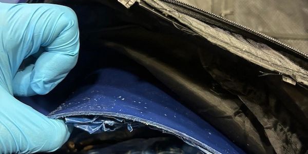 Flughafen Hamburg stellt 56-Jährigen mit fünf Kilogramm Heroin