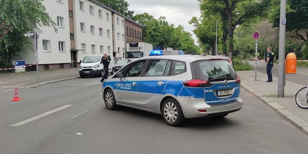 Großrazzia gegen illegalen Pyrotechnik-Handel in Berlin und Brandenburg