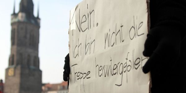 Hamburg debattiert über Kampf gegen Femizide