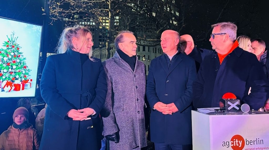 City West im Glanz: Der Kurfürstendamm strahlt Berlin in die Weihnachtszeit