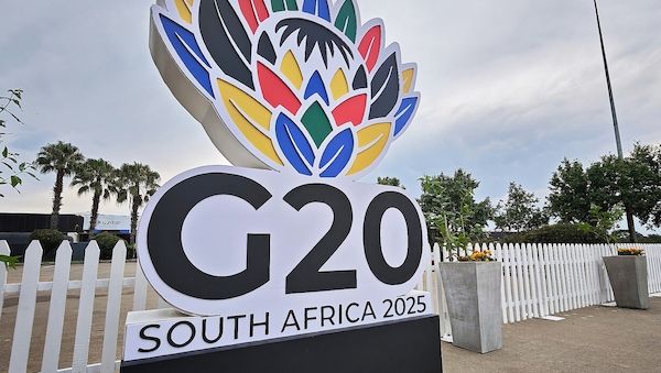 Trump will Südafrika nicht zu G20 einladen und stoppt Gelder