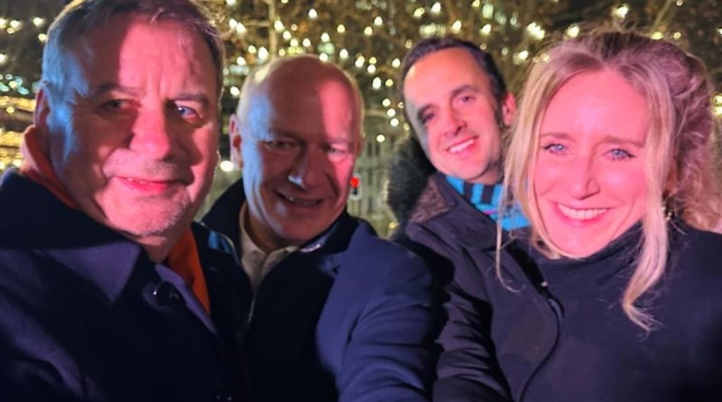 City West im Glanz: Der Kurfürstendamm strahlt Berlin in die Weihnachtszeit 