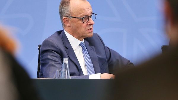 FDP-Politiker Rülke kritisiert Merz-Vorstoß zum Verbrennerverbot