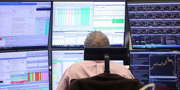 Dax arbeitet sich nach Inflationsdaten ins Plus