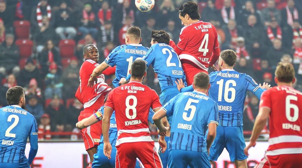 1. Bundesliga: Bayern siegen knapp - Union patzt gegen Heidenheim