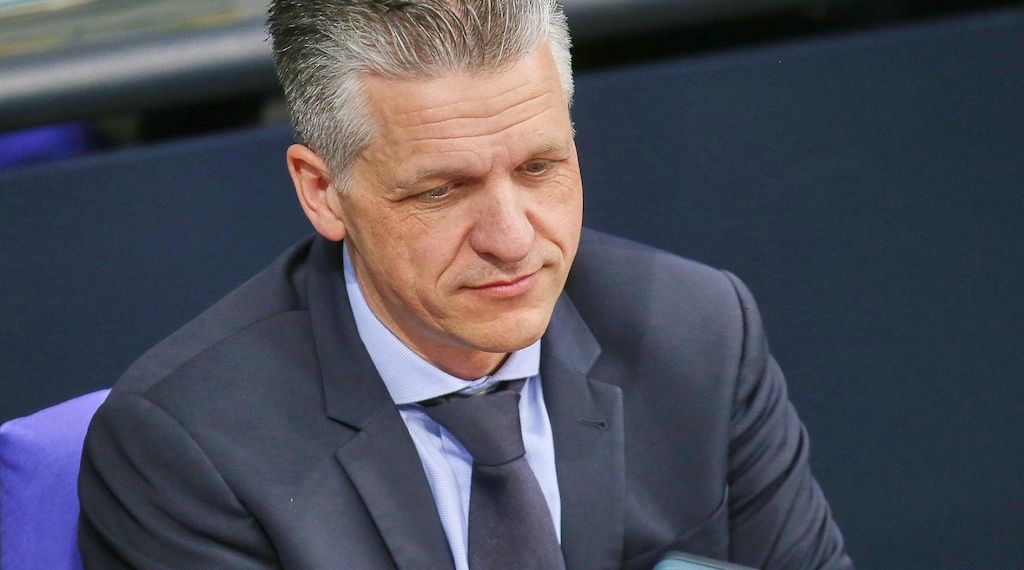 Frei ruft Junge Gruppe zu verantwortungsvollem Vorgehen auf