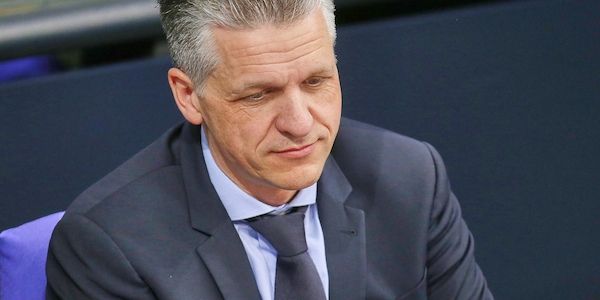 Frei ruft Junge Gruppe zu verantwortungsvollem Vorgehen auf