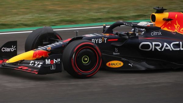 Formel 1: Verstappen macht in Katar Titelrennen nochmal spannend