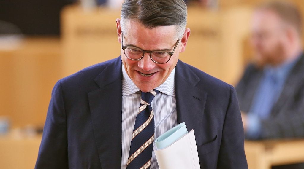 Rhein verlangt Stopp von Verbeamtungen im Öffentlichen Dienst