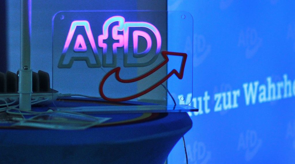 Mehrheit der Ostdeutschen für Kontakte zwischen Wirtschaft und AfD