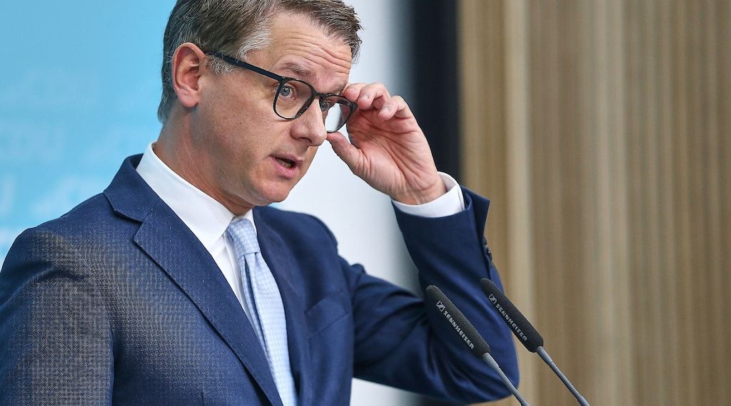 Linnemann pocht auf Pflicht-Gesellschaftsjahr - AWO dagegen