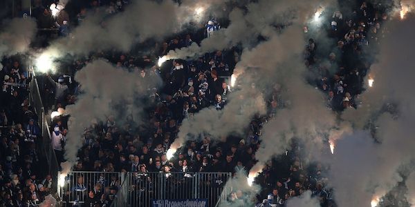 Grüne lehnen Pläne für verschärfte Maßnahmen in Stadien ab