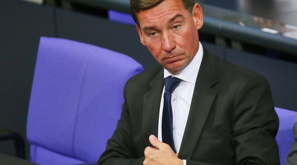 Hartmann: Russische Spionagesatelliten fliegen über Deutschland