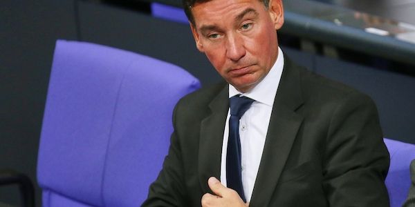 Hartmann: Russische Spionagesatelliten fliegen über Deutschland