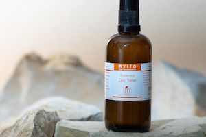 Der neue Zink Gesichtstoner ganz ohne reizende Zusätze wie Alkohol oder Duftstoffe Bild 1
