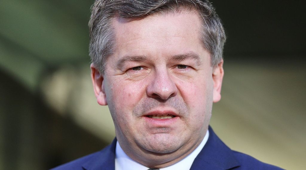 Schulze will mit KI und Handyüberwachung Terroranschläge verhindern