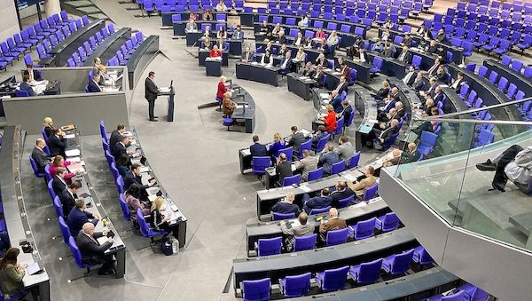 Bundestag beschließt Steuerpaket